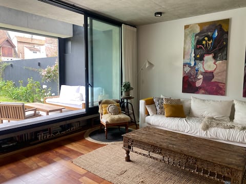 Modern house with garden and pool in San Isidro