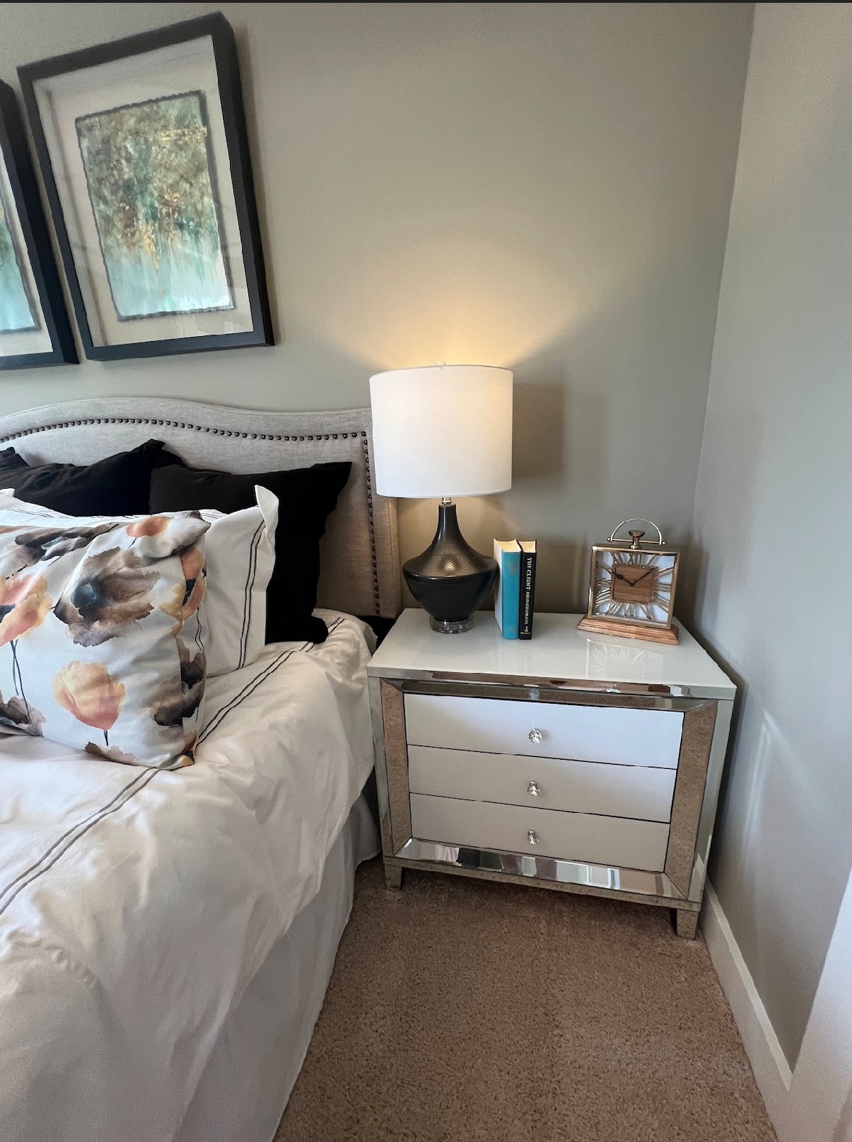 غرفة النوم 1