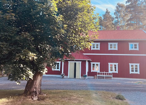 A Swedish Dream with private Lake