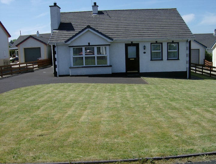 Bungalow Near Beach And Causeway - Portballintrae