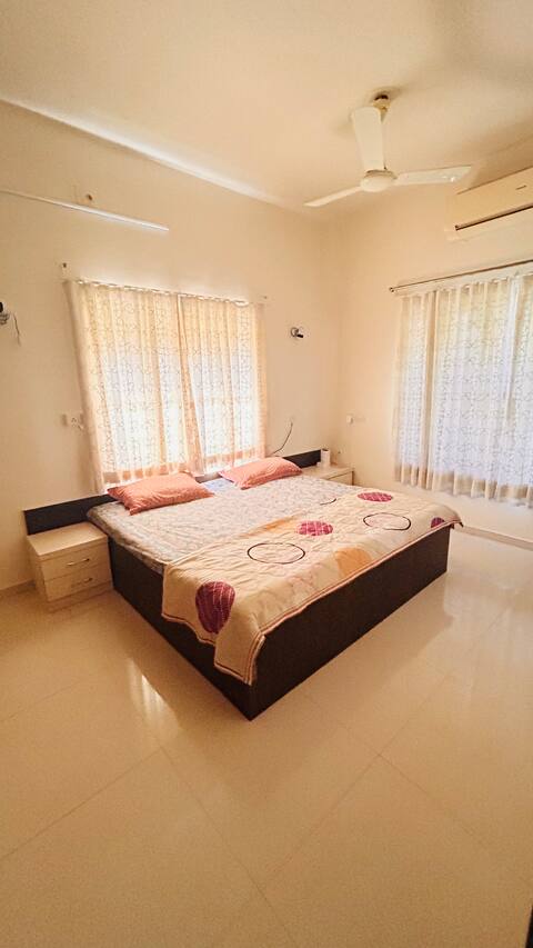Bungalow in Midst of Greenery- Entire 3bhk