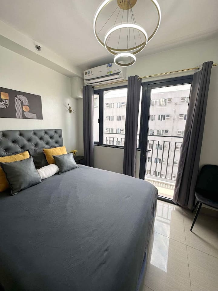 Cozy Family Suite (A)
[Moa, 2 Queen Beds, Netflix] - マニラ