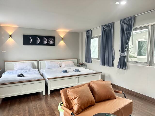 V1-Phrom Phong 4BD villa ,free parking,Sukhumvit gallery image 5