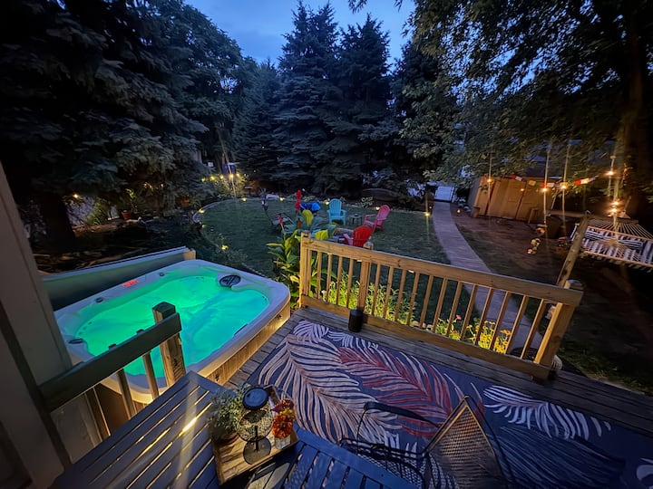 Short North Backyard Paradise + Hot & Cold Tubs - Columbus, OH
