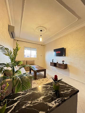 Entire home with 2 bedrooms in Marrakech - Cozy Apartment Close to Airport