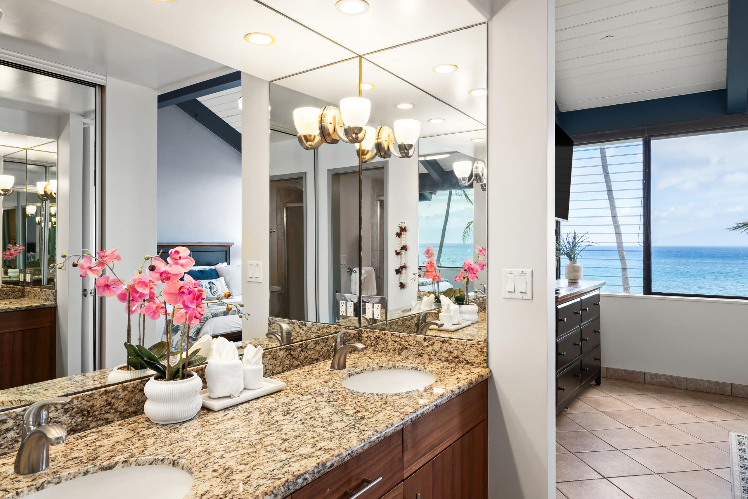 Condo in Lahaina · ★4.67 · 3 bedrooms · 4 beds · 3 baths - Image 31