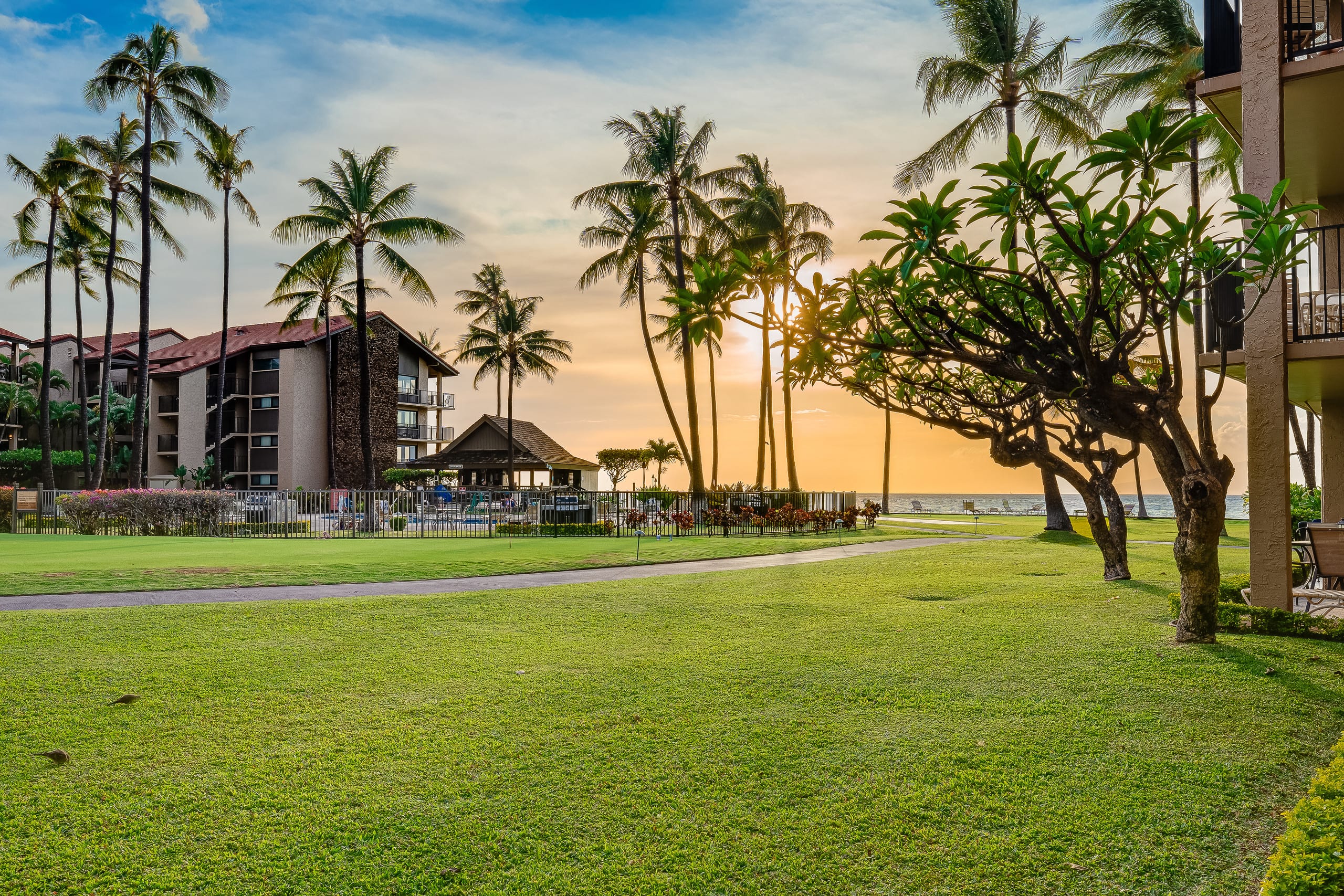 Condo in Lahaina · ★4.67 · 3 bedrooms · 4 beds · 3 baths - Image 51
