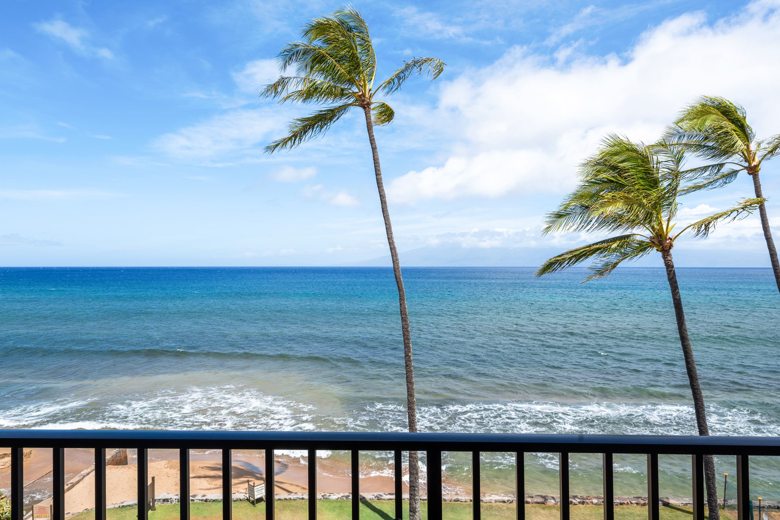 Condo in Lahaina · ★4.67 · 3 bedrooms · 4 beds · 3 baths - Image 12