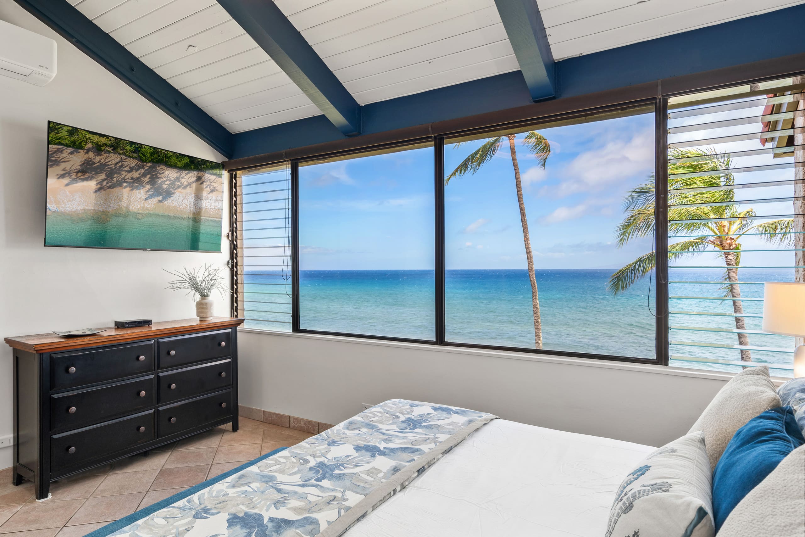 Condo in Lahaina · ★4.67 · 3 bedrooms · 4 beds · 3 baths - Image 27