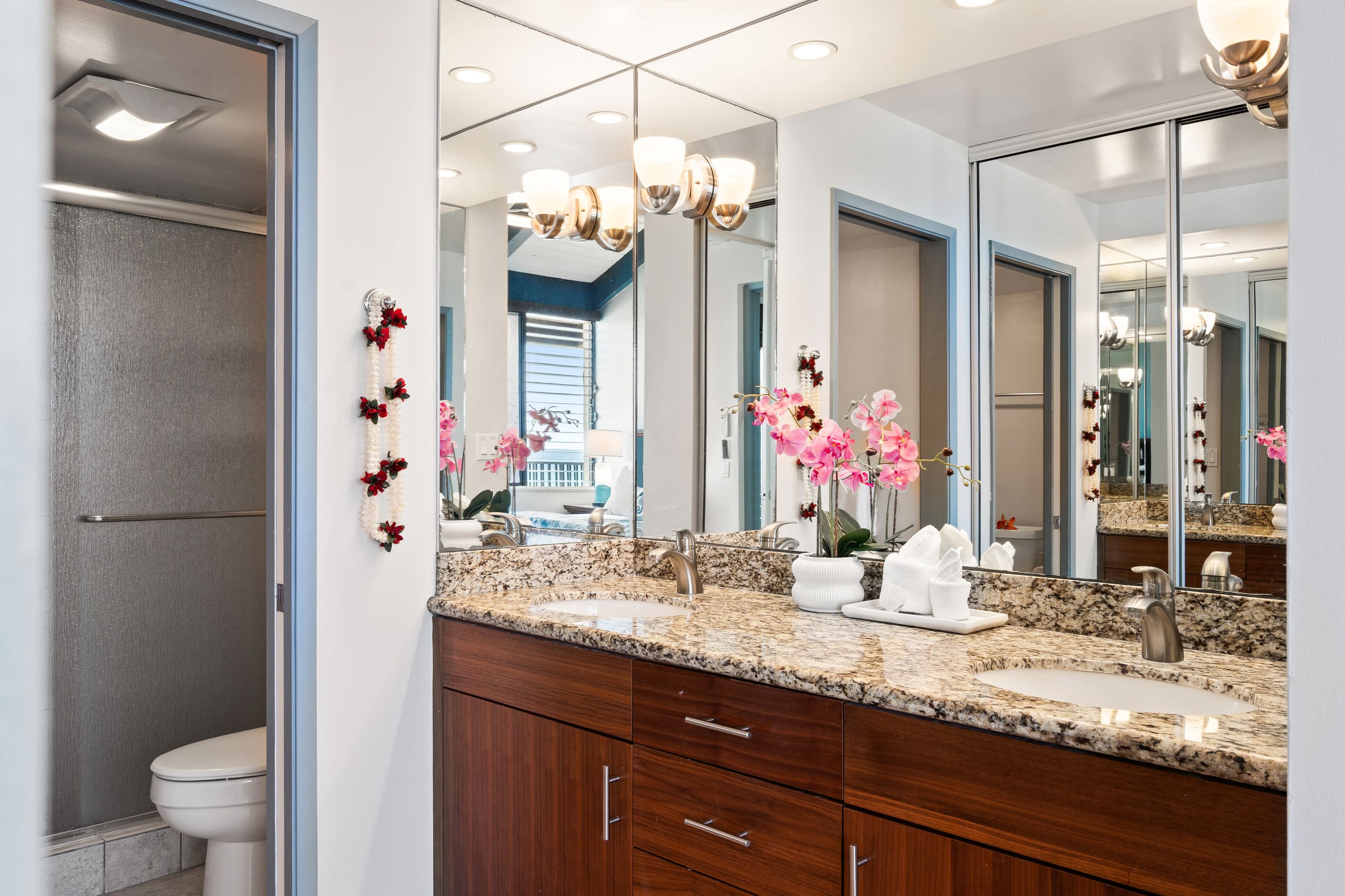 Condo in Lahaina · ★4.67 · 3 bedrooms · 4 beds · 3 baths - Image 32