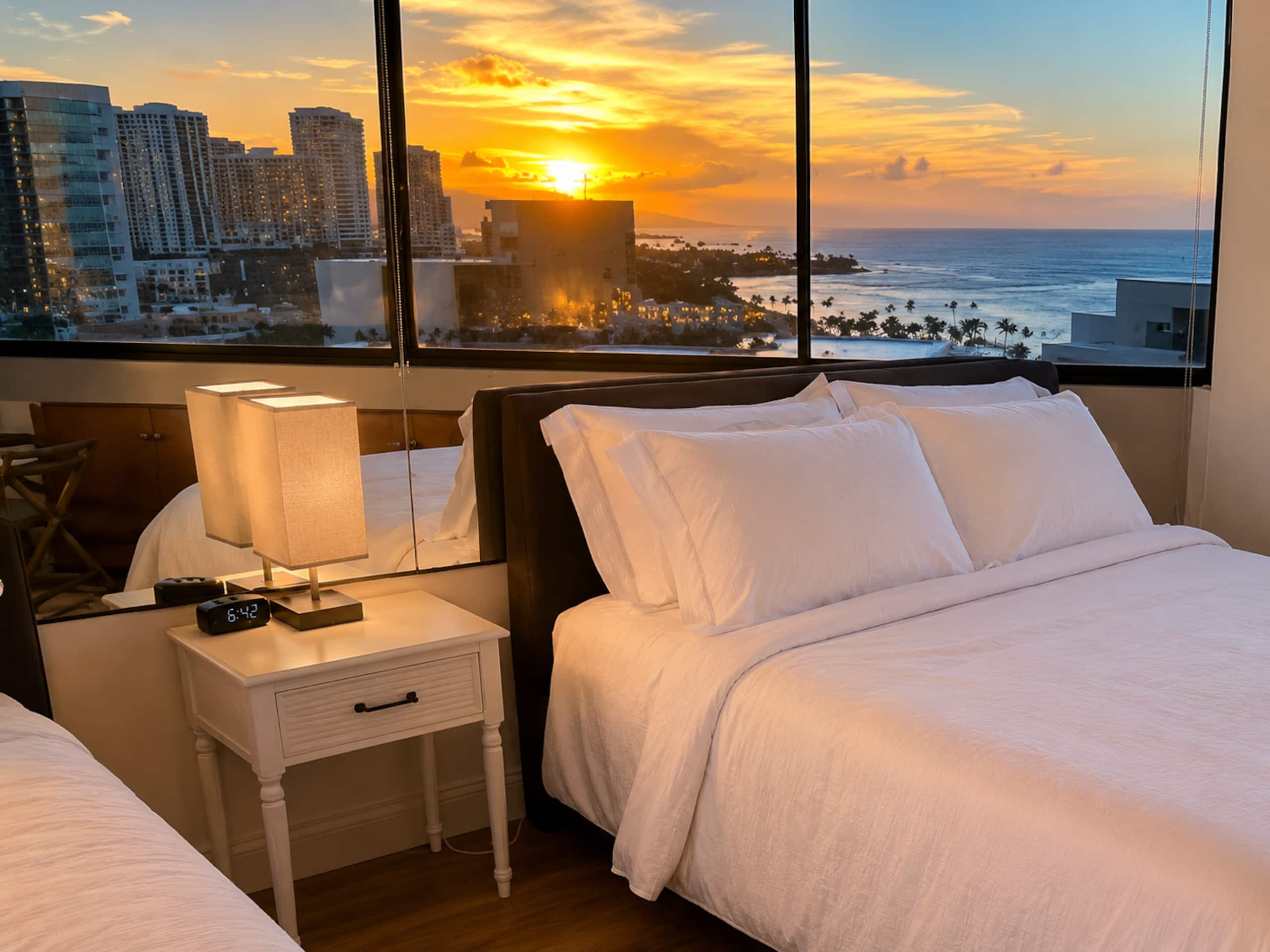 Condo in Honolulu · ★4.75 · 1 bedroom · 2 beds · 1 bath - Image 1