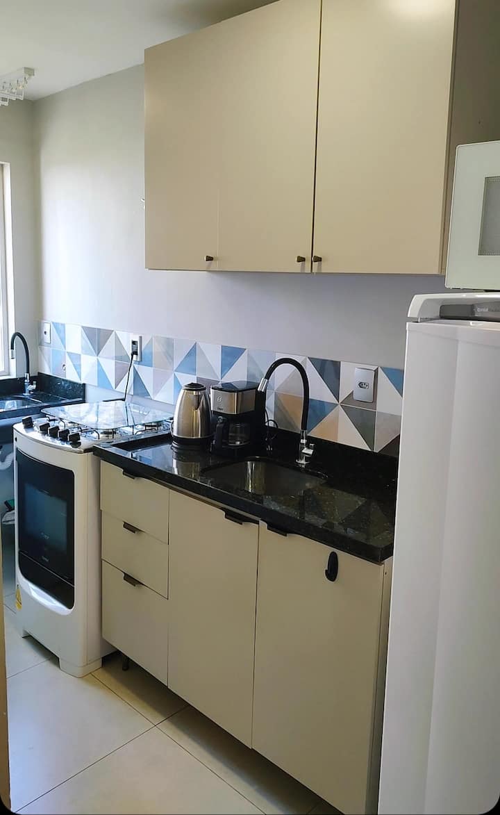 Lindo Apartamento 1 Dormitório Em Bc - Balneario Camboriú