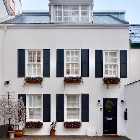 Townhouse in St Helier