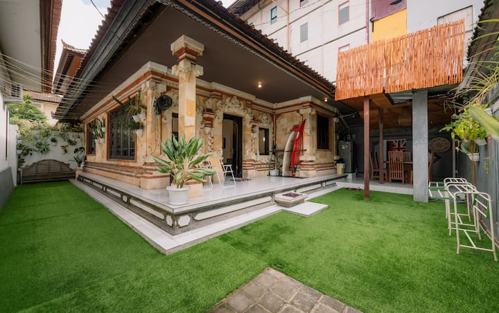 Kuta Beach Villa - Bali