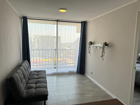 Top Airbnb: Lo Ovalle/Gran Avenida Metro in La Cisterna