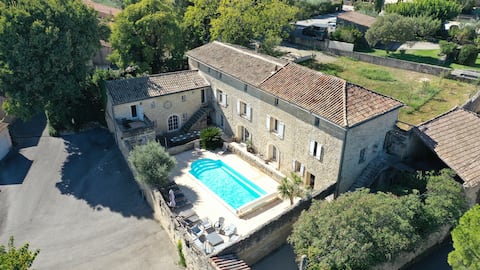 Beautiful family farmhouse - 18 people