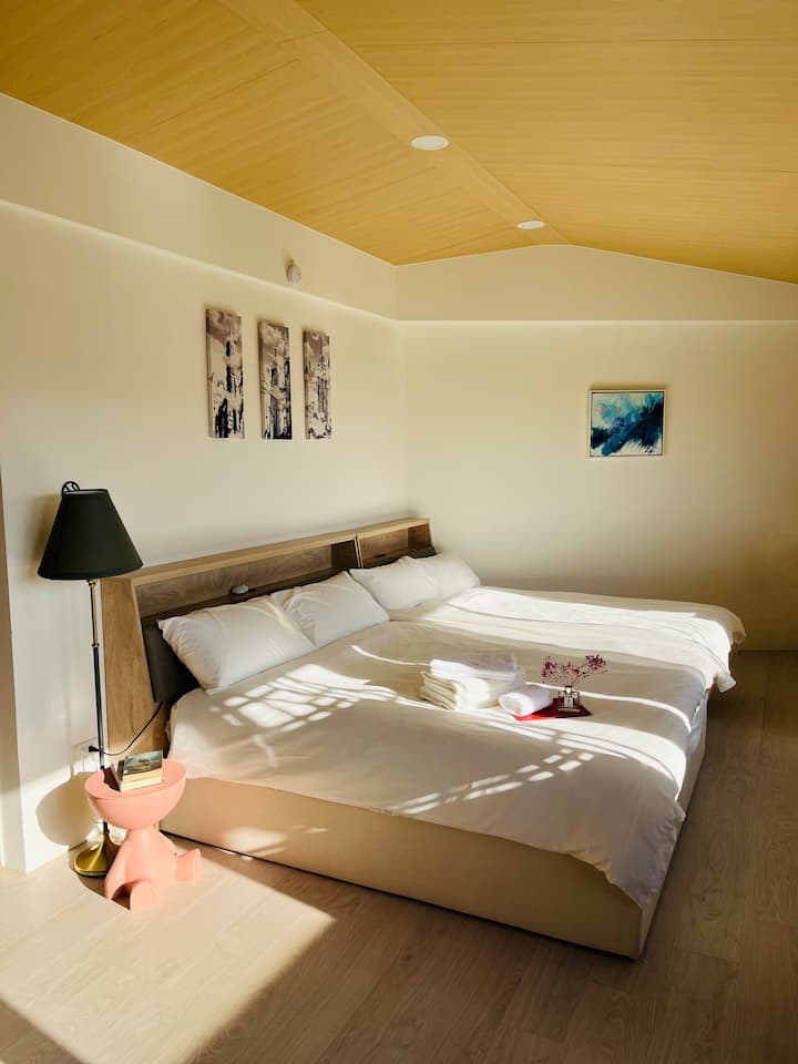 და ბუნების მანძილი ძალიან ახლოსაა