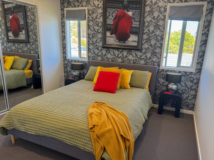 საძინებელი 4