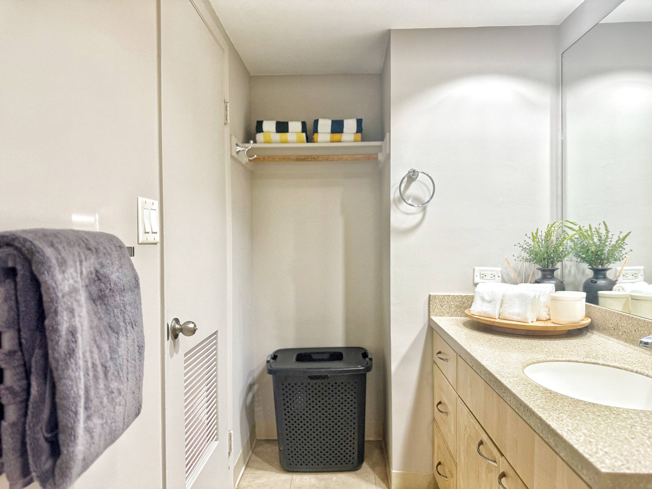 21F-Beautiful Waikiki  1BR-Near Beach~ - Image 30