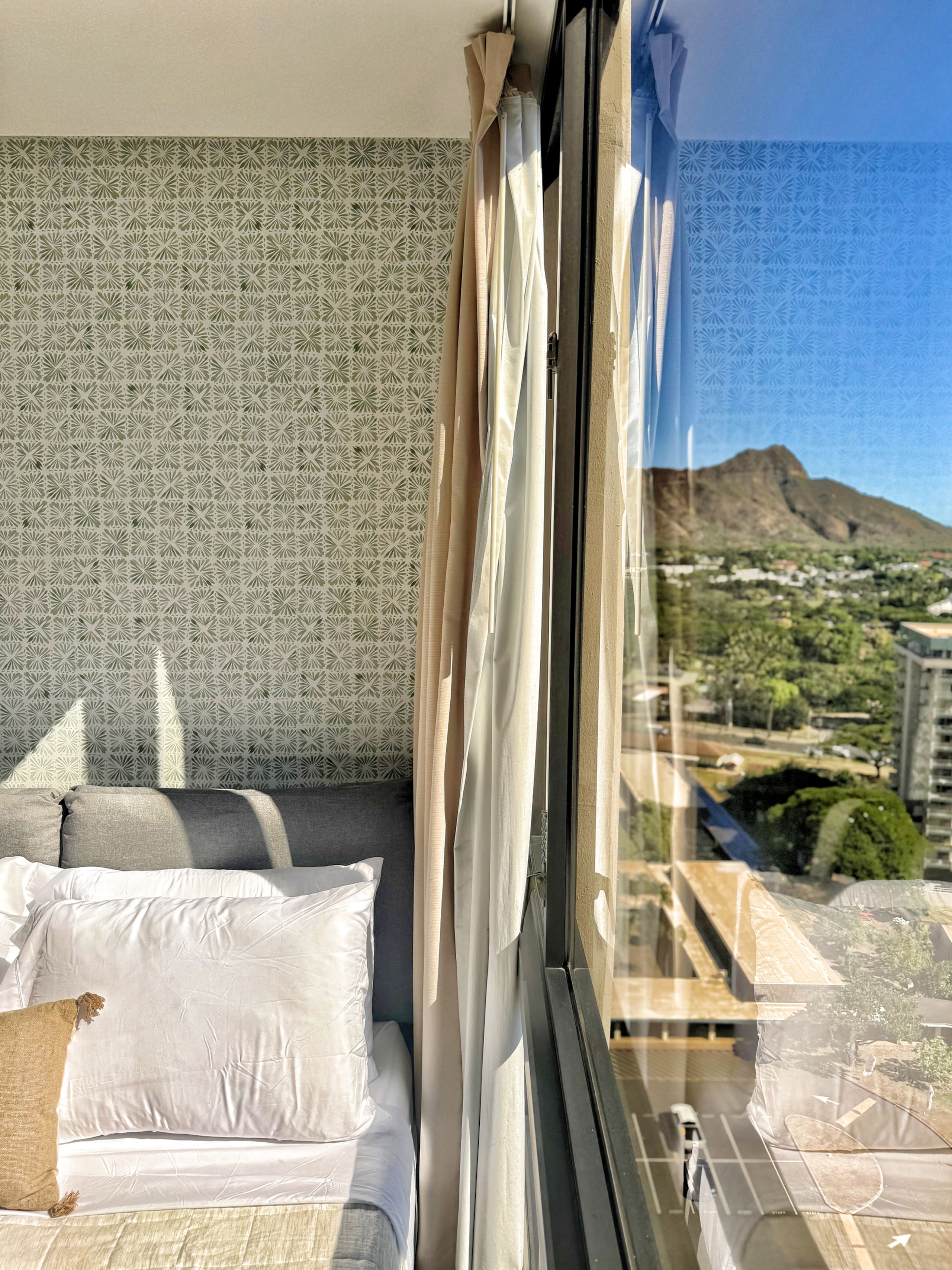 21F-Beautiful Waikiki  1BR-Near Beach~ - Image 25