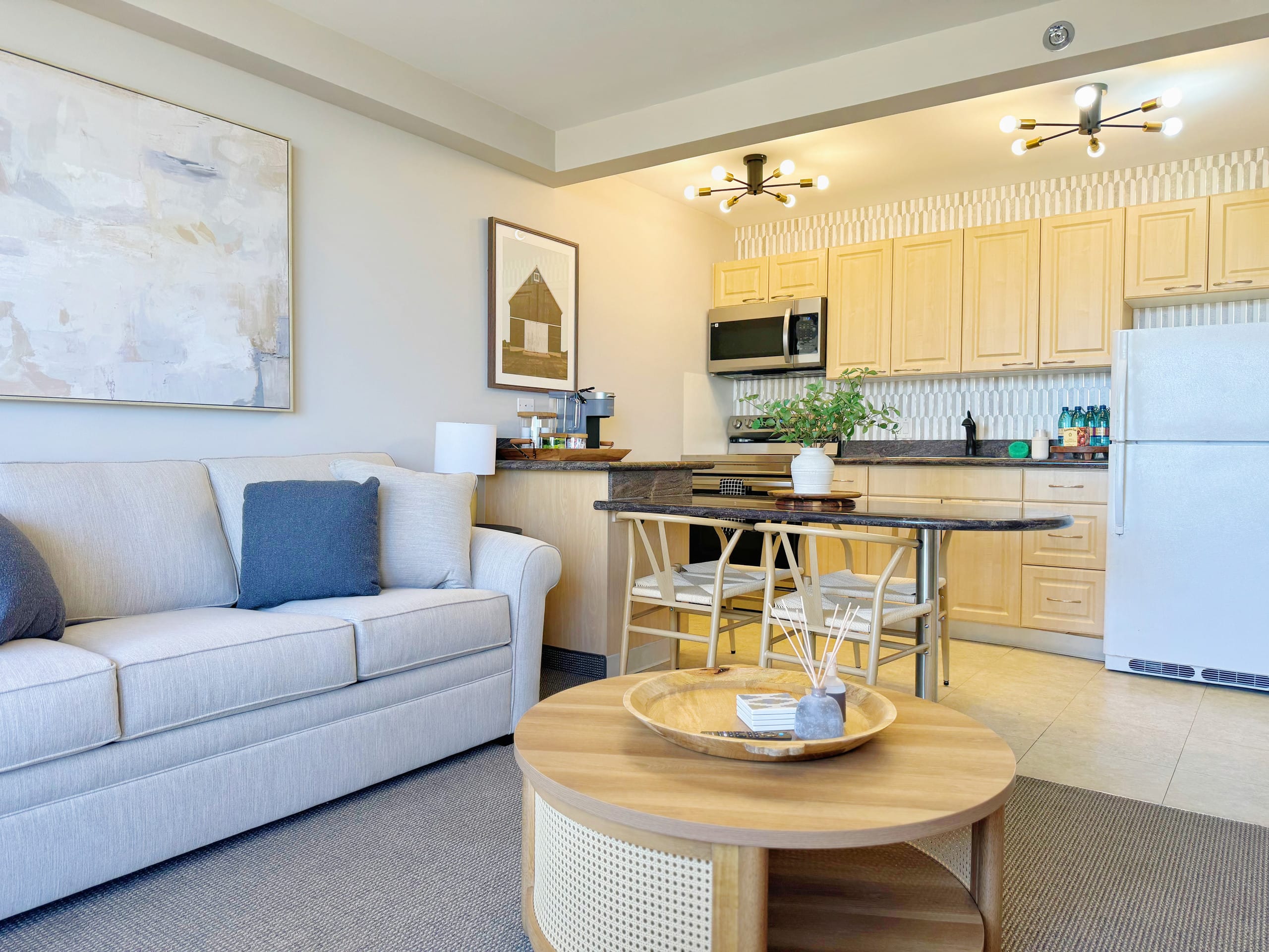 21F-Beautiful Waikiki  1BR-Near Beach~ - Image 8