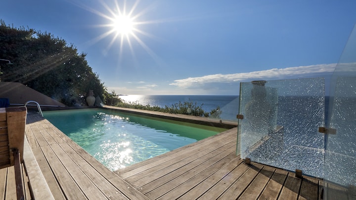 Quiet Mediterranean Villa Above The Sea - Costa Paradiso