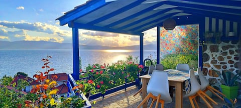 Forest Paradise (De luxe suite with lake view)