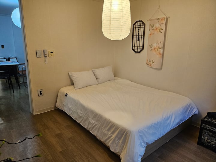 საძინებელი 1