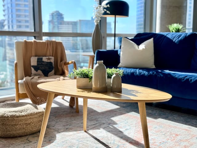 Victory Park, AAC, Stars, Mavs, Free Parking