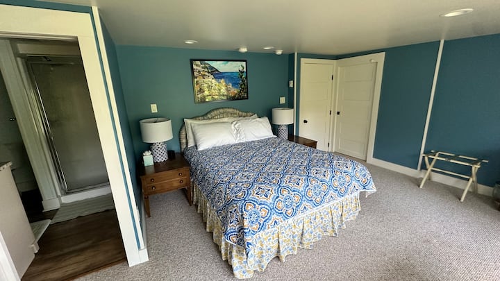 Bullfrog Cottage - Dallas, PA
