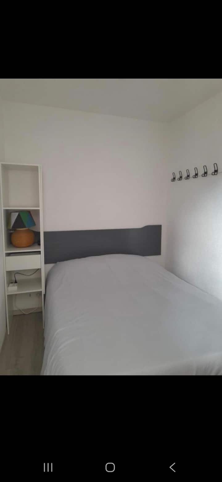 Dhomë gjumi 1