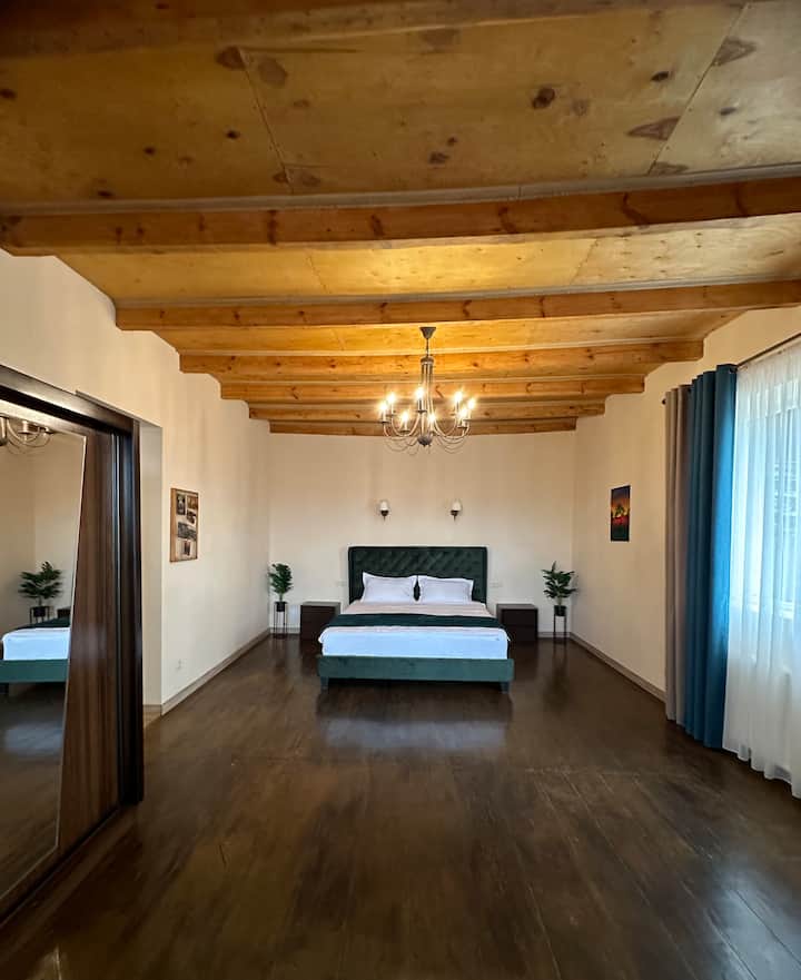 Dhomë gjumi 2