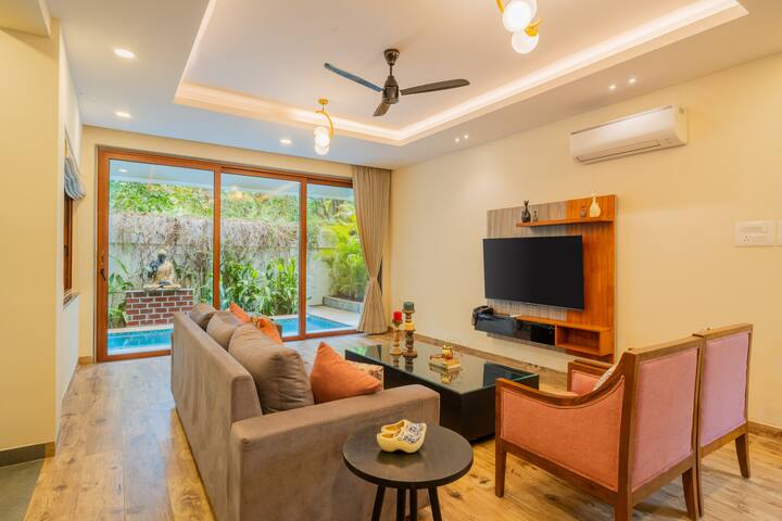 Living room image 7