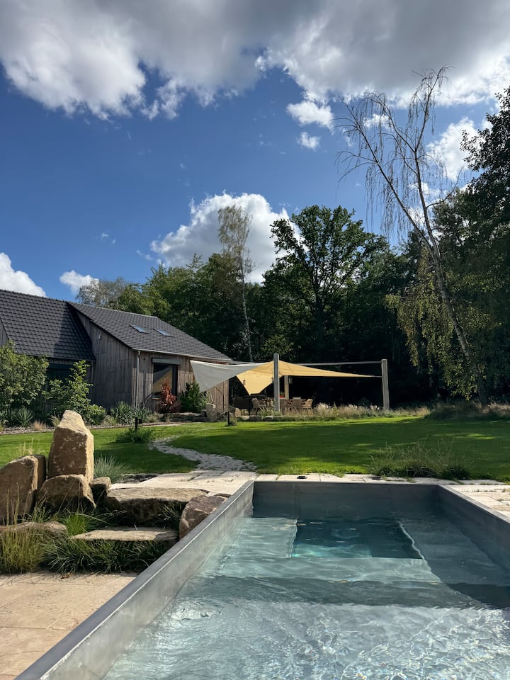 Foundation - Forest house with sauna & hot tub