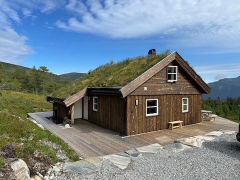Modern cabin in the mountains, Sunndal