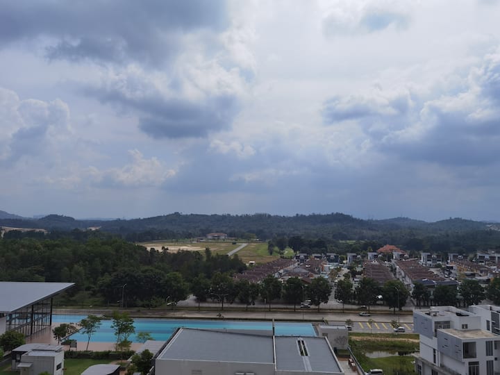 Cozy Urban Retreat @ Residensi Lili - Sepang