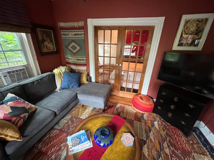 Charming East Side 2br - Providence, RI