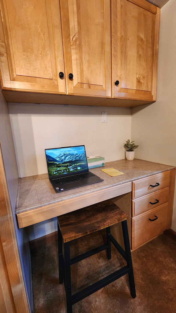 Built-in workspace beside dining