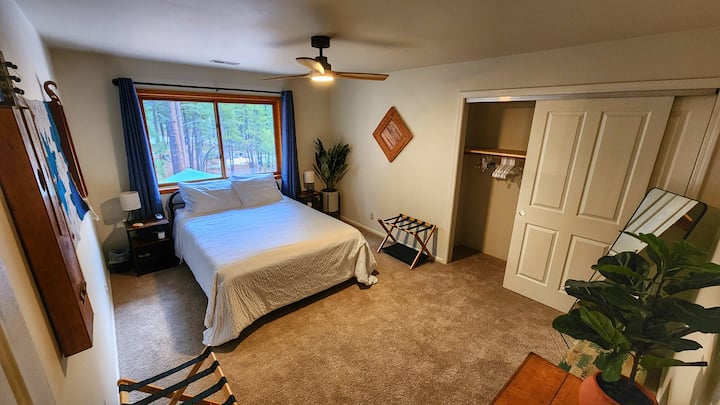 Bedroom 3 (Upstairs Queen)
- Queen Bed + Twin Air-Mattress 
- Hospitality-Grade Linens + 4 Pillows: 2 Firm + 2 Soft
- Luggage Racks, Closet w/ Shelving and Hangers
- Full Length Mirror
- Blackout Curtain
- Charging Stations
- Ceiling Fan w/ Remote