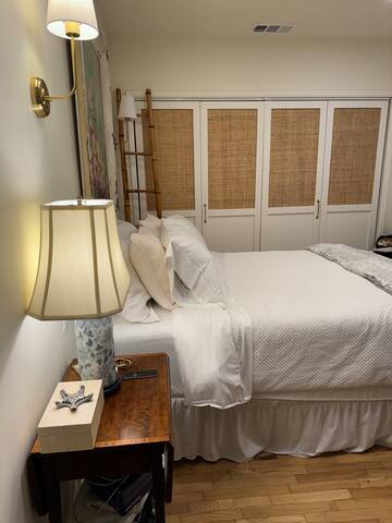 Venice Beach Jewel Box gallery image 3