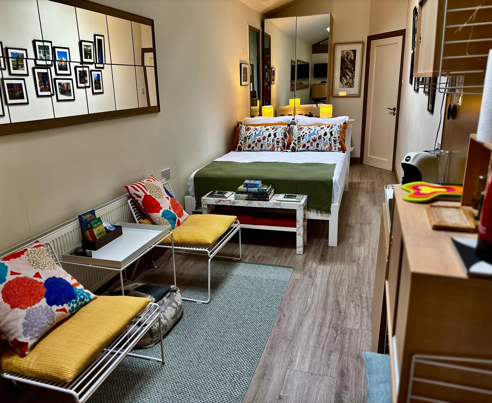 Private Self-Contained Studio Near Sea & City