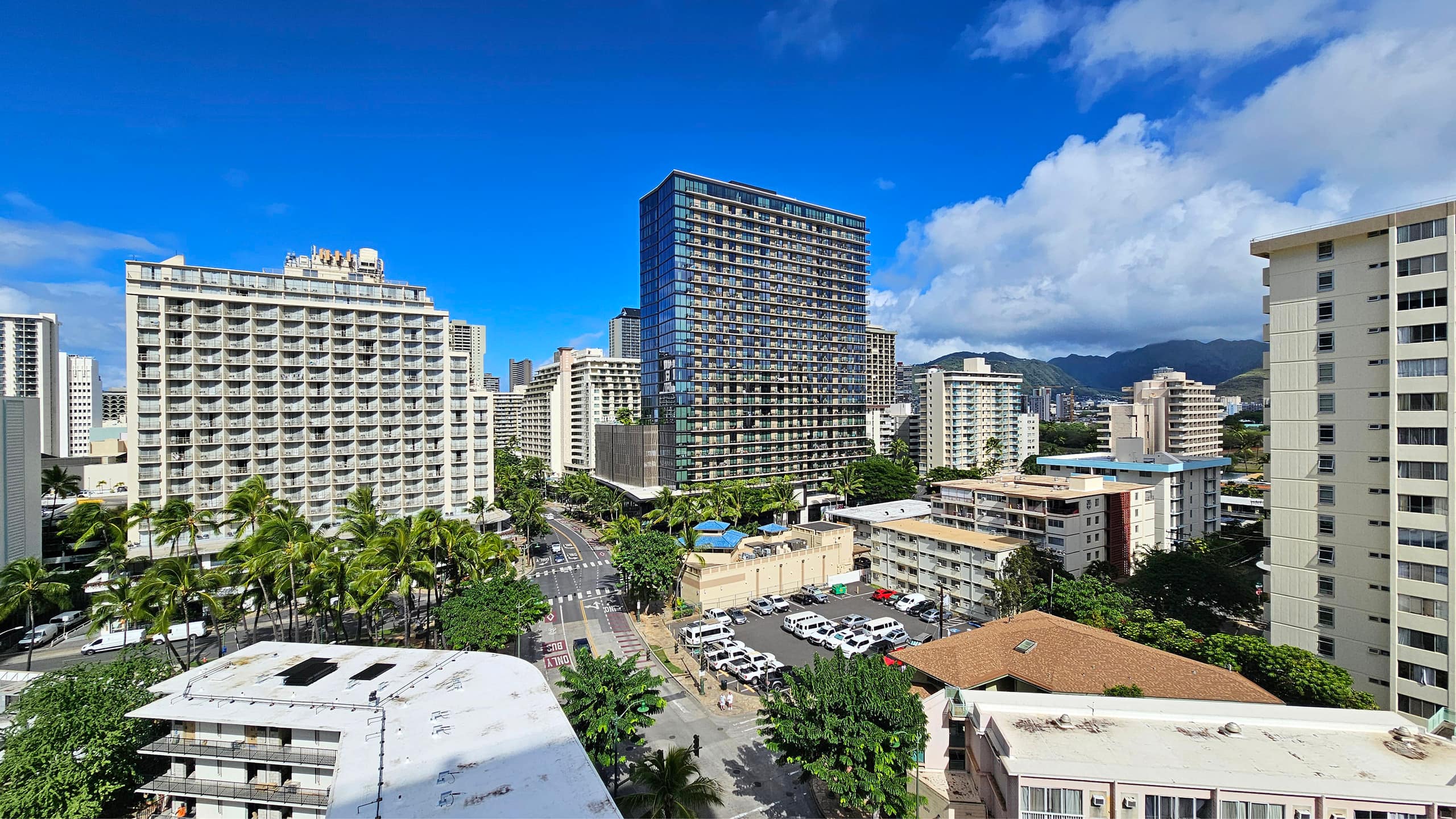 BMB 1204 Ideal Hawaiian retreat ½Block to Beaches - Image 38