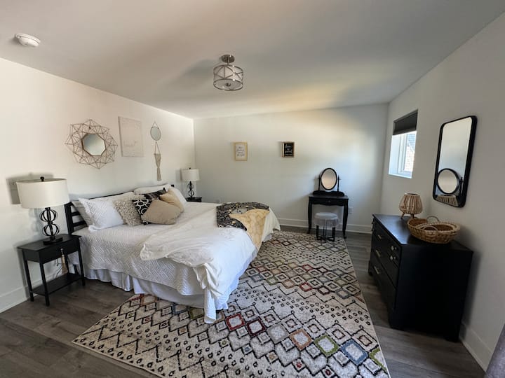 საძინებელი 1