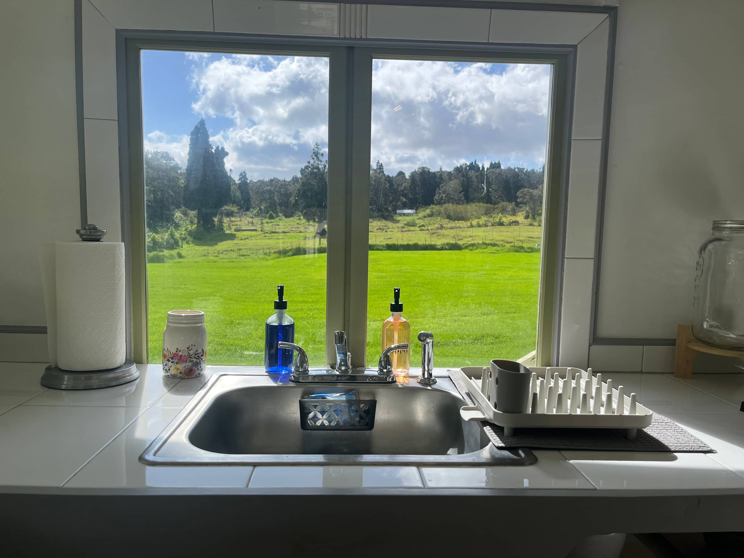 Guesthouse in Volcano · ★4.98 · Studio · 2 beds · 1 private bath - Image 7
