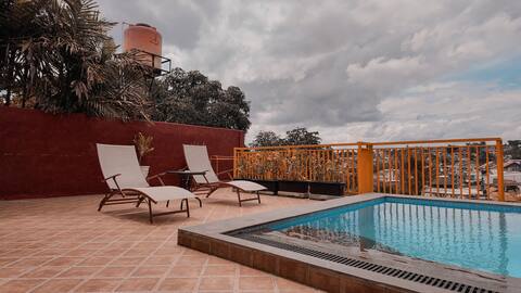 North Castle Family Villa With Infinity Pool