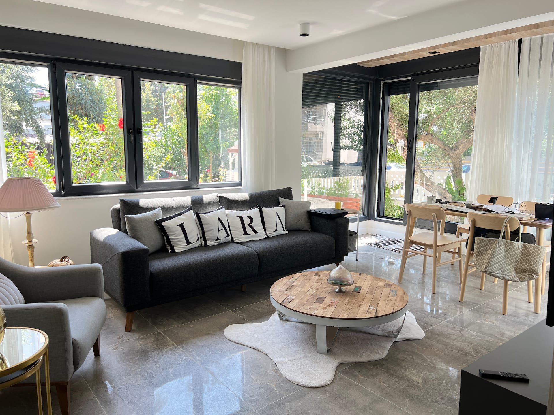 Le-Os Gündar Apartment