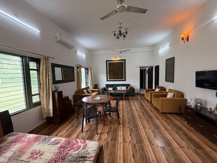 მისაღები ოთახი