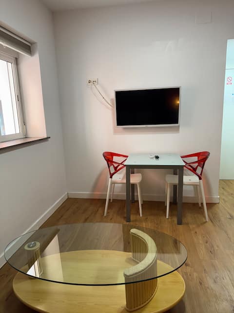 Propiedad de Airbnb exitosa: Joséphine's Apartments, Spacieux appartement pr... en El Ejido