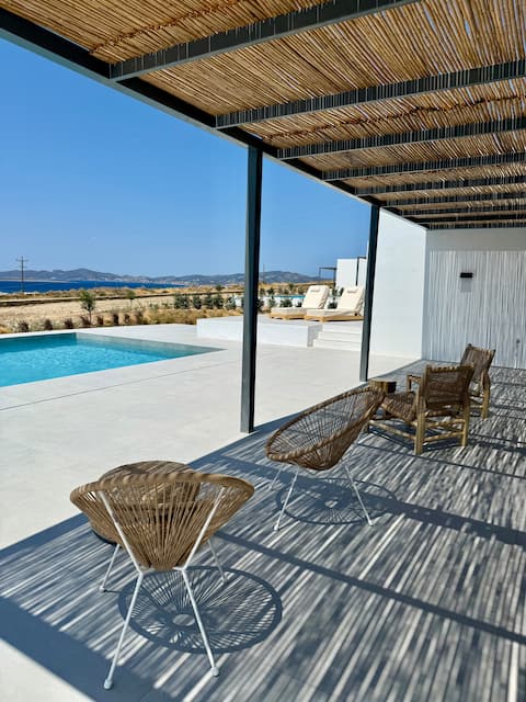 Faragas Hill Euphoria Villa