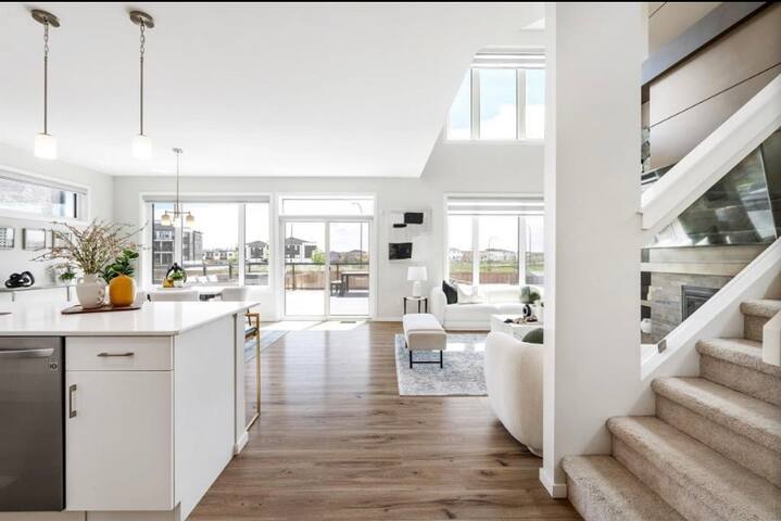 Magnificent Stylish Escape gallery image 2